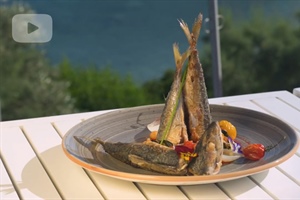 Makrelen mit glykadia (Essig) und Muskatwein aus Samos