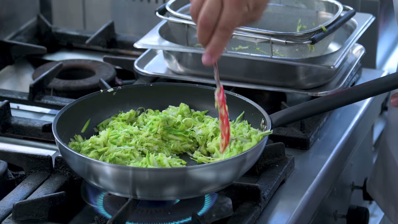 Spring Courgette Pie (Kolokythopita Anoixiatiki)